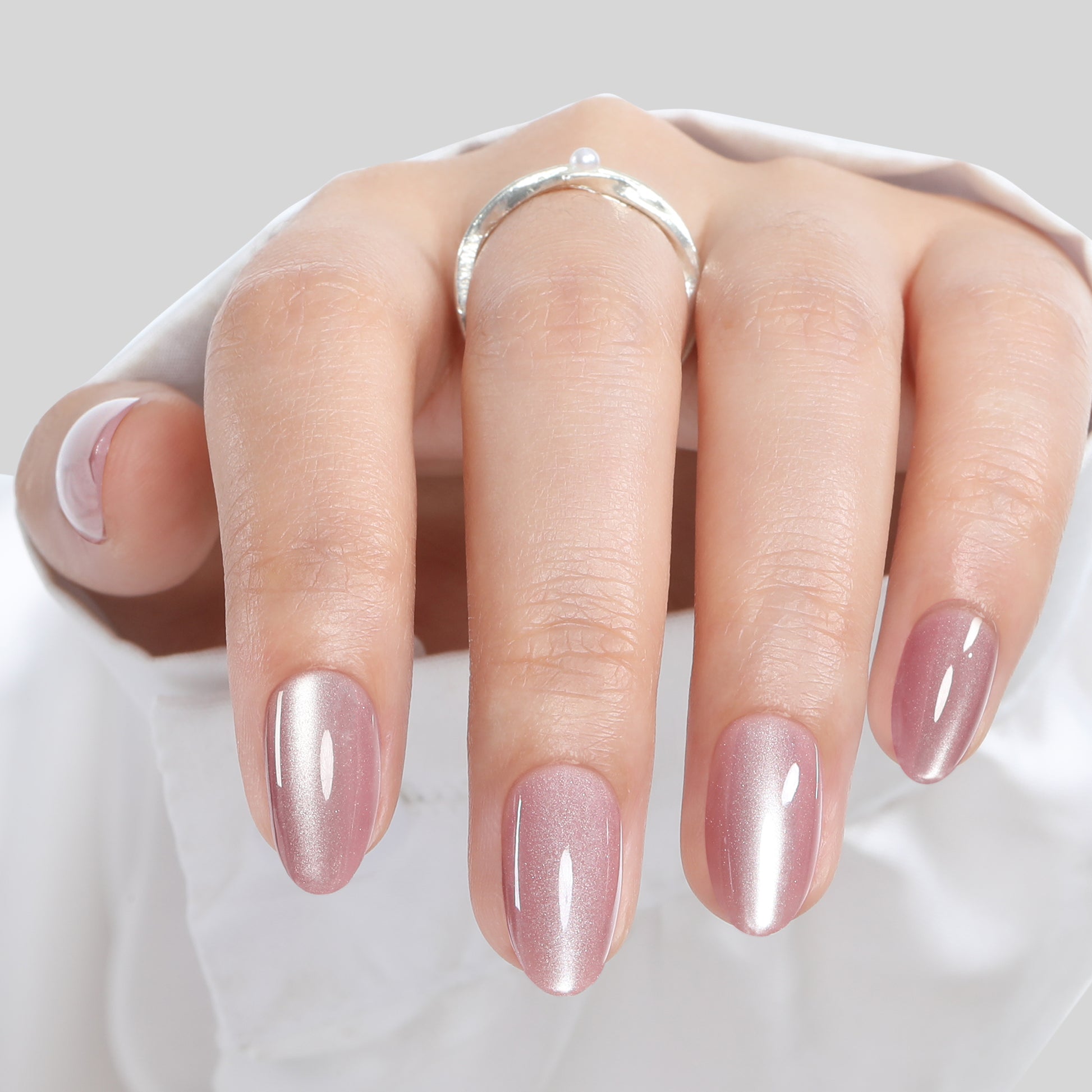 UNA GELLA short almond pink rose press-on nail tips, reusable gel nail tips kit with 32 pieces, for easy at-home manicures.