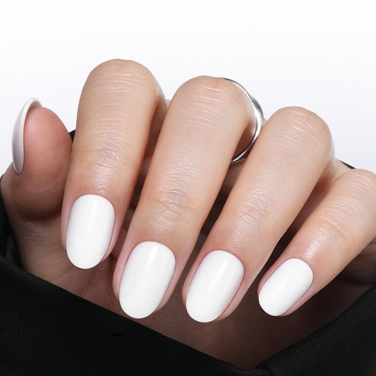 Set of 32 white oval press-on nails in 16 sizes, reusable soft gel, UNA GELLA squoval-soft DIY nail design.